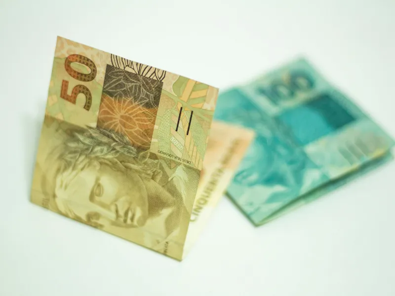 Albg pede redistribuição de valores parados na massa falida